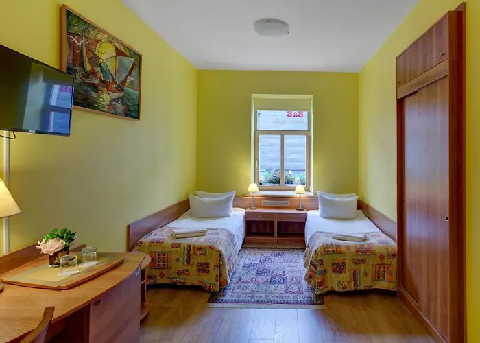 Bed & Breakfast In Astra 3*